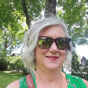 Meet your Posher, Donna